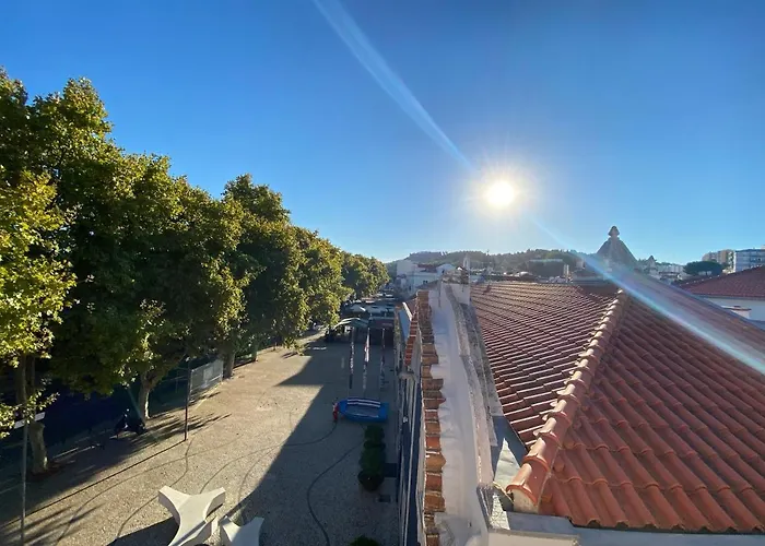 Downtown Todi Ii דירה