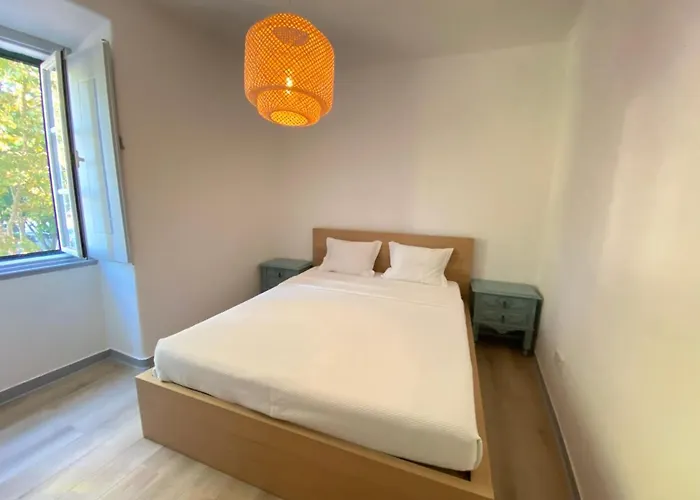 Downtown Todi Ii שטובל